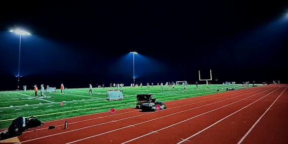 Notícias de futebol no celular: apps úteis e cuidados antes de usar