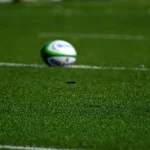 Placar ao vivo de futebol: o que comparar antes de escolher um app